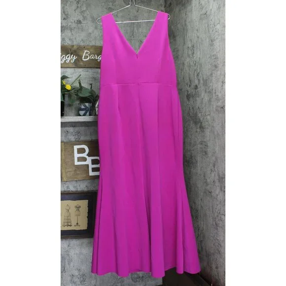 NWT Eliza J Plus Size Sleeveless V-Neck Mermaid Gown Dress Berry Purple Pink 18W